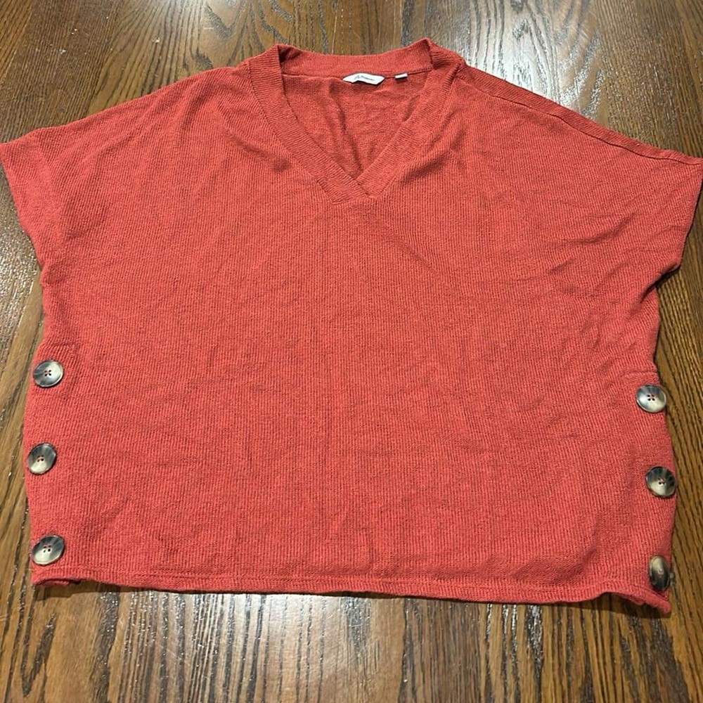Reitmans sweater